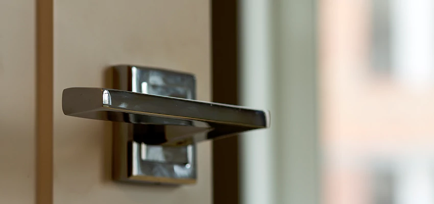 Door Lever Knob Repair in Santa Ana, California