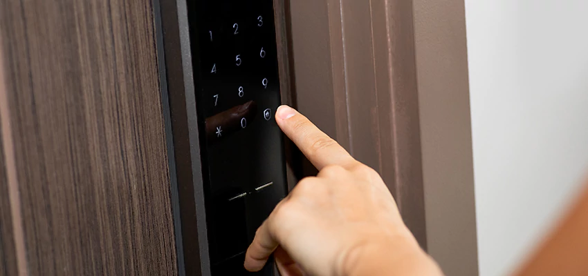 Smart Electric Locks Replacement Services in Santa Ana, CA