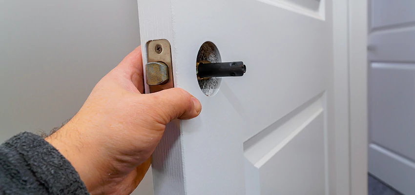 Nighttime Locksmith For Lock Repair in Santa Ana, CA