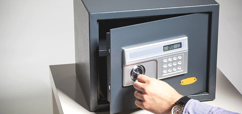 Jewelry Safe Unlocking Service in Santa Ana, California