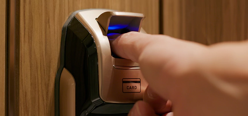 Locksmith Company For Window Lock Installation in Santa Ana, California